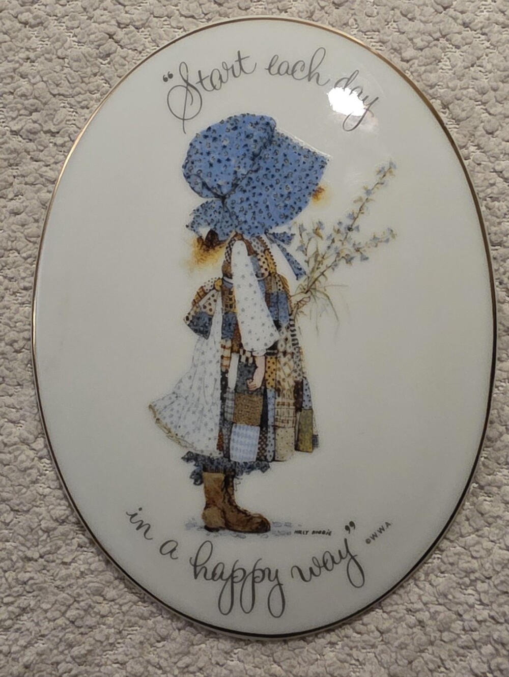 Vintage 1973 Holly Hobbie Porcelain Wall Plaque WWA Japan